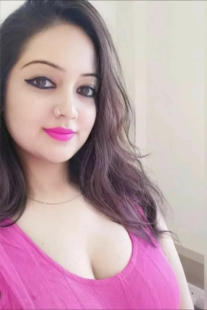 Anika Delhi Escort